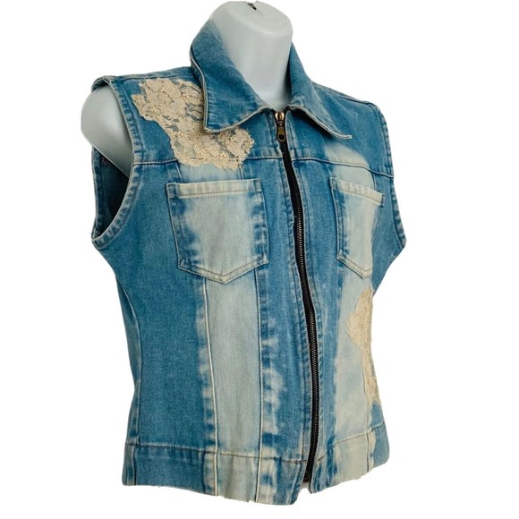 Les Rivales Lace Distressed Light Wash Denim Zip Up Jean Vest Size 40/US Size M - Picture 2 of 12